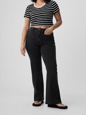 GAP 70s Flare High Rise Jean in Black Curvy Fit 8P